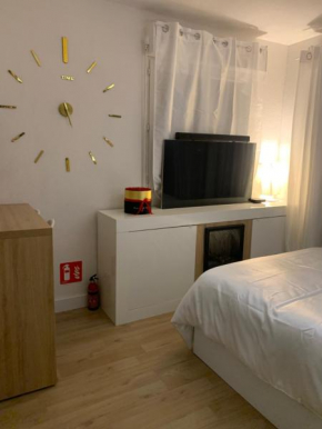 Studio moderne à côté de la gare et proche de la plage